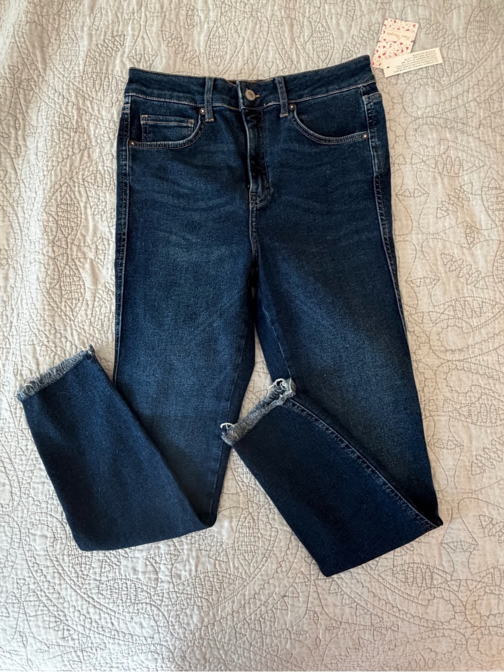 Free People Premium Denim Raw Hem Cropped Jeans Size 31